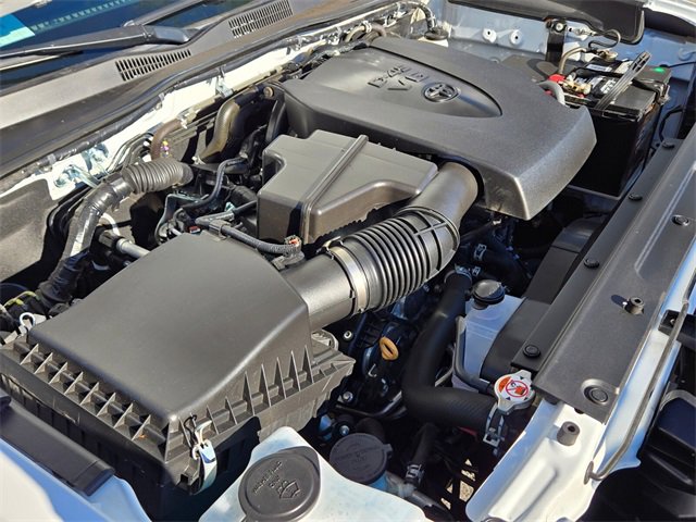 Used 2022 Toyota Tacoma TRD Off-Road w/ Technology Package image 23