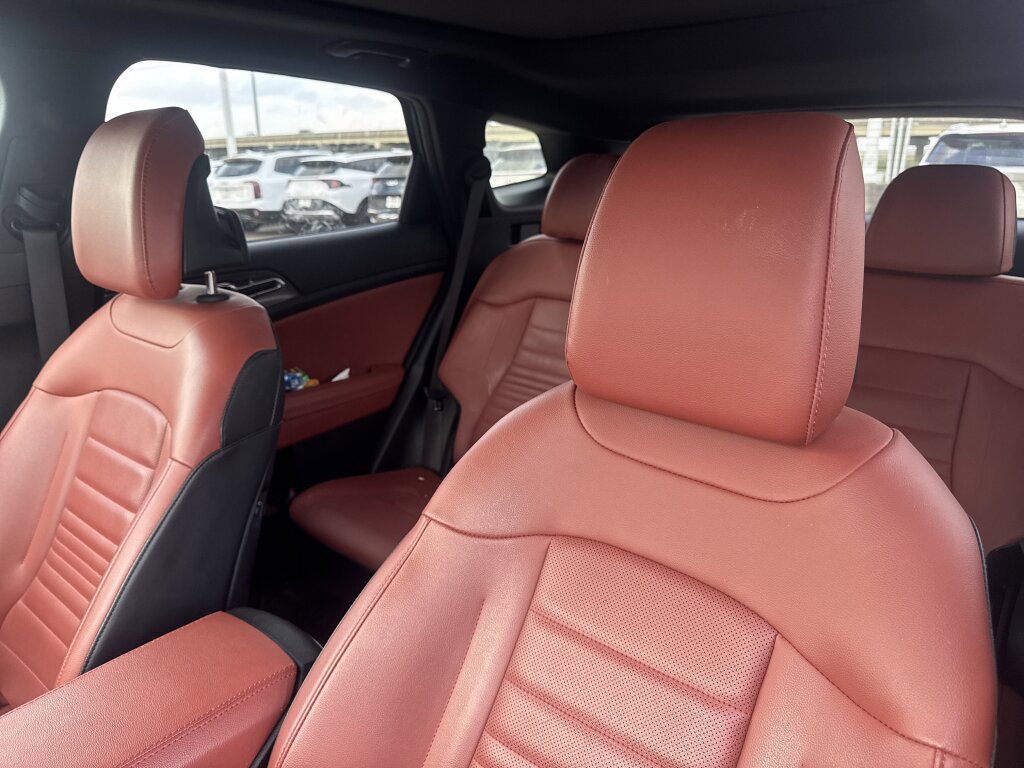 Used 2023 Kia Sportage SX image 27