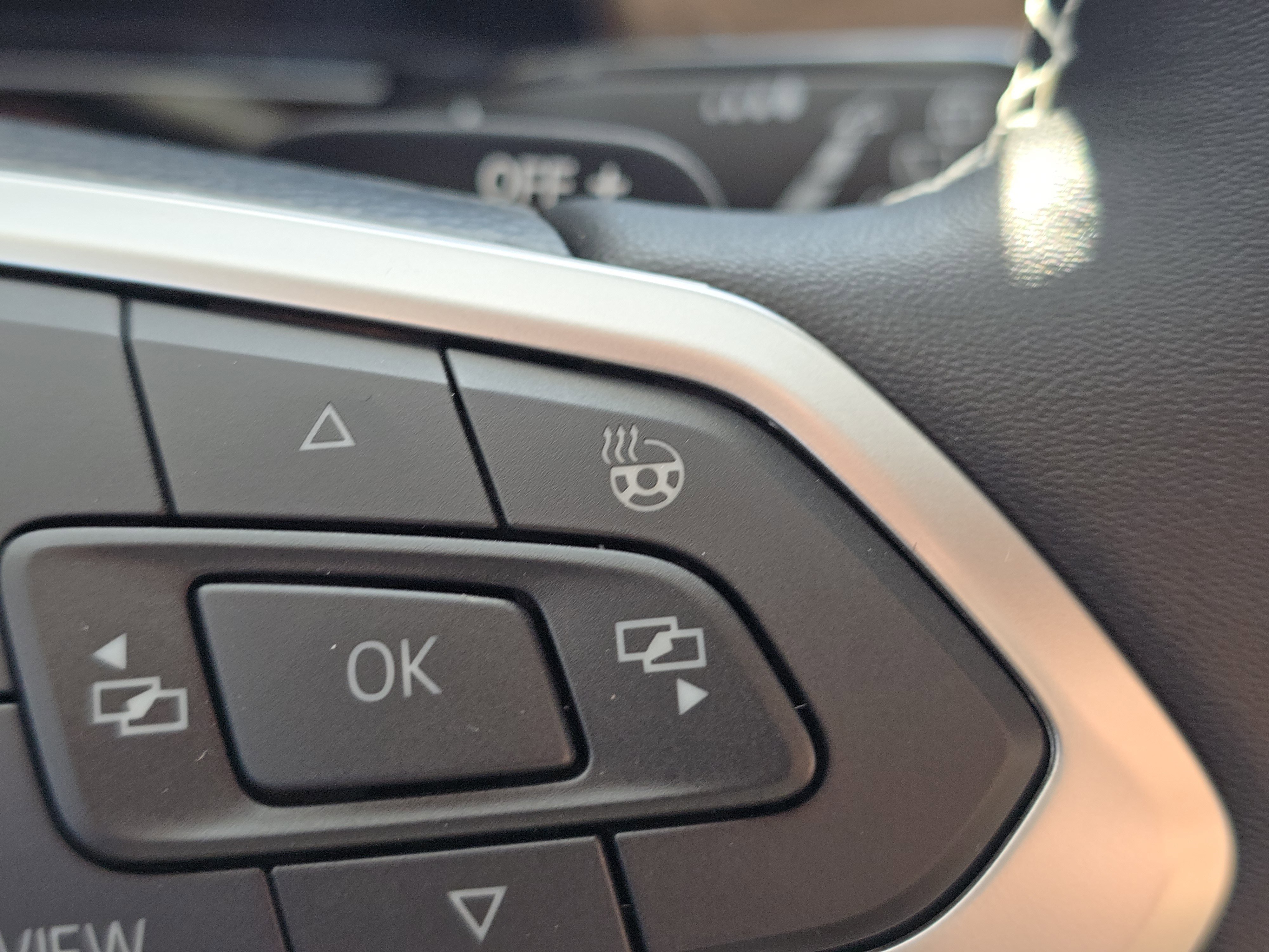 New 2026 Volkswagen Atlas SE image 11