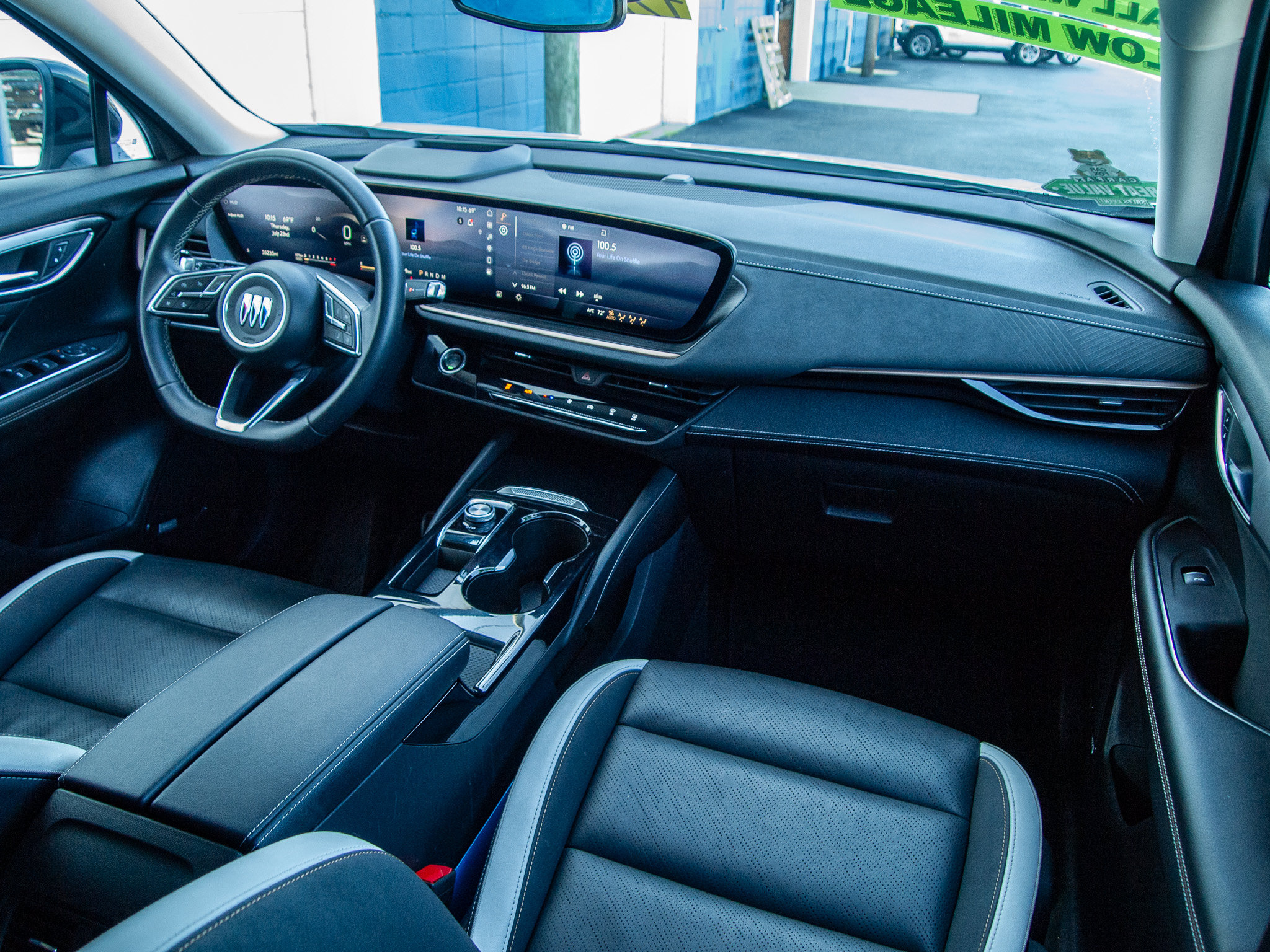 Used 2024 Buick Envision Sport Touring AWD/4WD image 27
