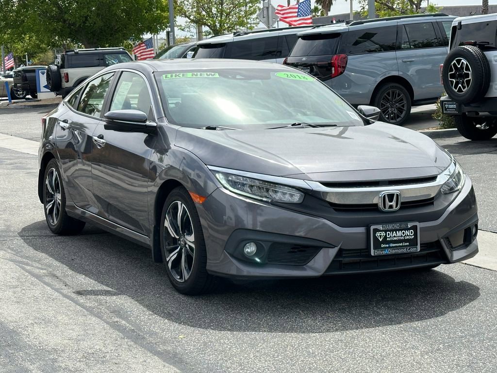 Used 2018 Honda Civic Touring image 8