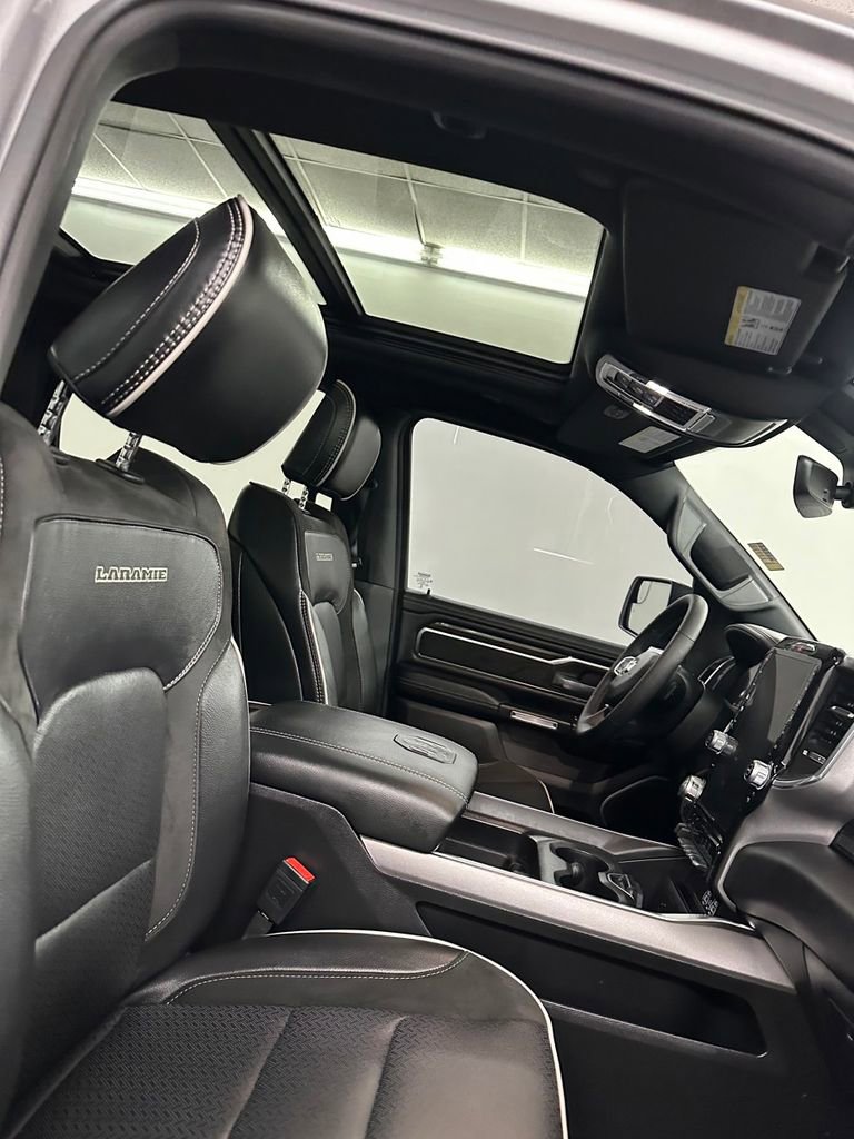 Used 2025 RAM 1500 Laramie w/ Laramie Southwest Edition image 39