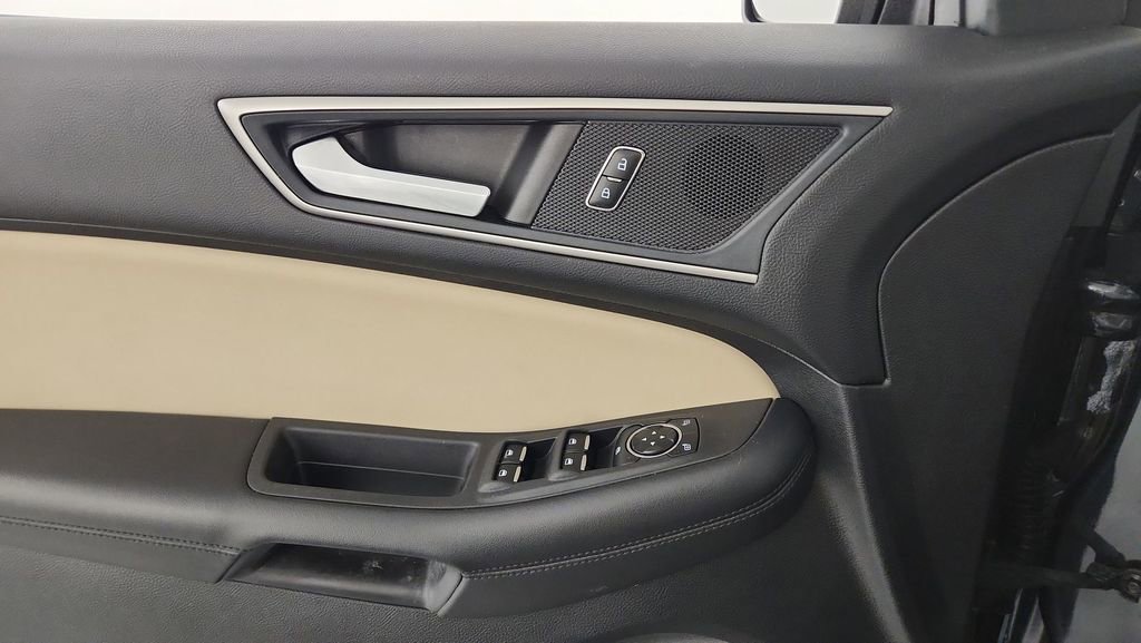 Certified 2023 Ford Edge SEL w/ Convenience Package image 16