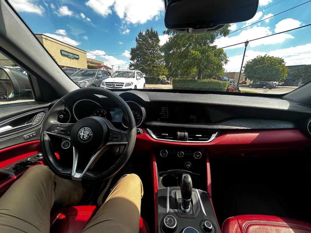 Used 2019 Alfa Romeo Stelvio w/ Nero Edizione image 19