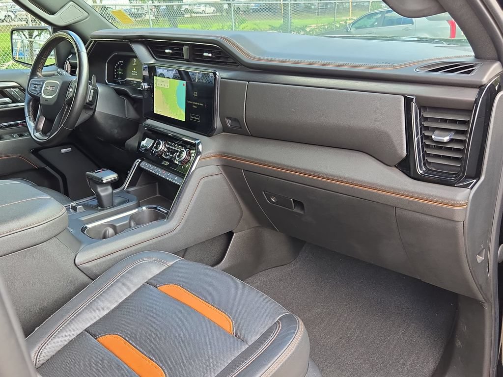 Used 2023 GMC Sierra 1500 AT4 w/ AT4 Premium Package AWD/4WD image 26