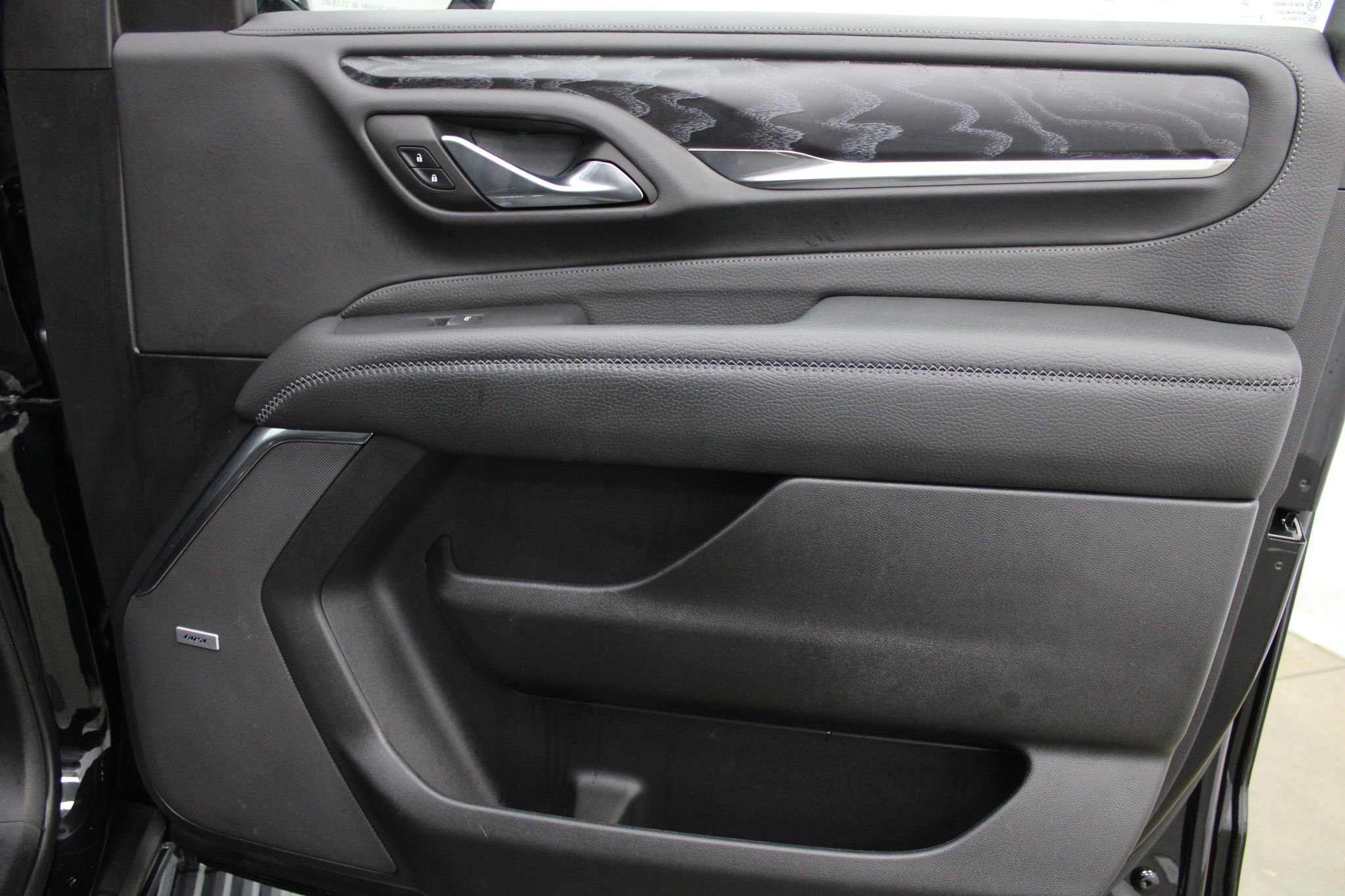 Used 2023 GMC Yukon Denali image 32