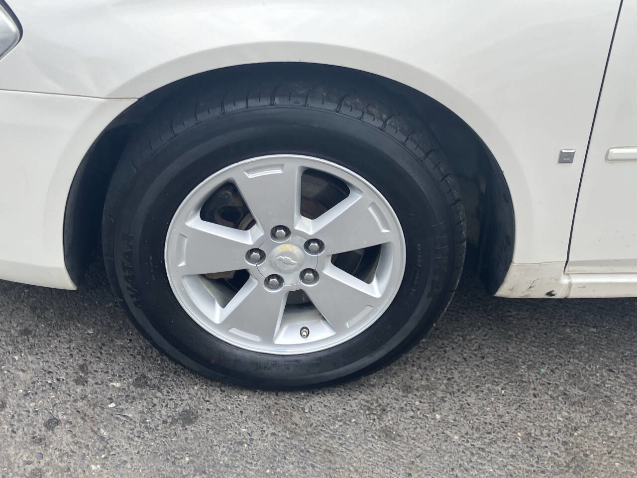 Used 2007 Chevrolet Impala LT FWD image 13