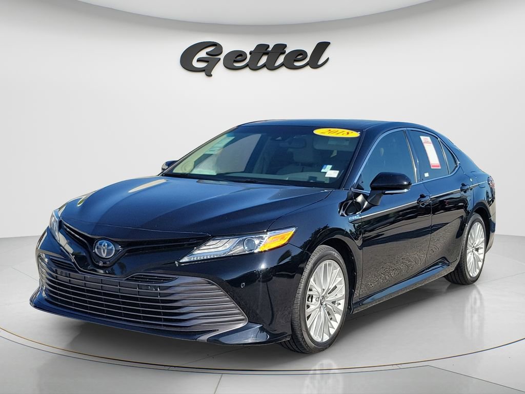 Used 2018 Toyota Camry XLE w/ Audio Package FWD image 1