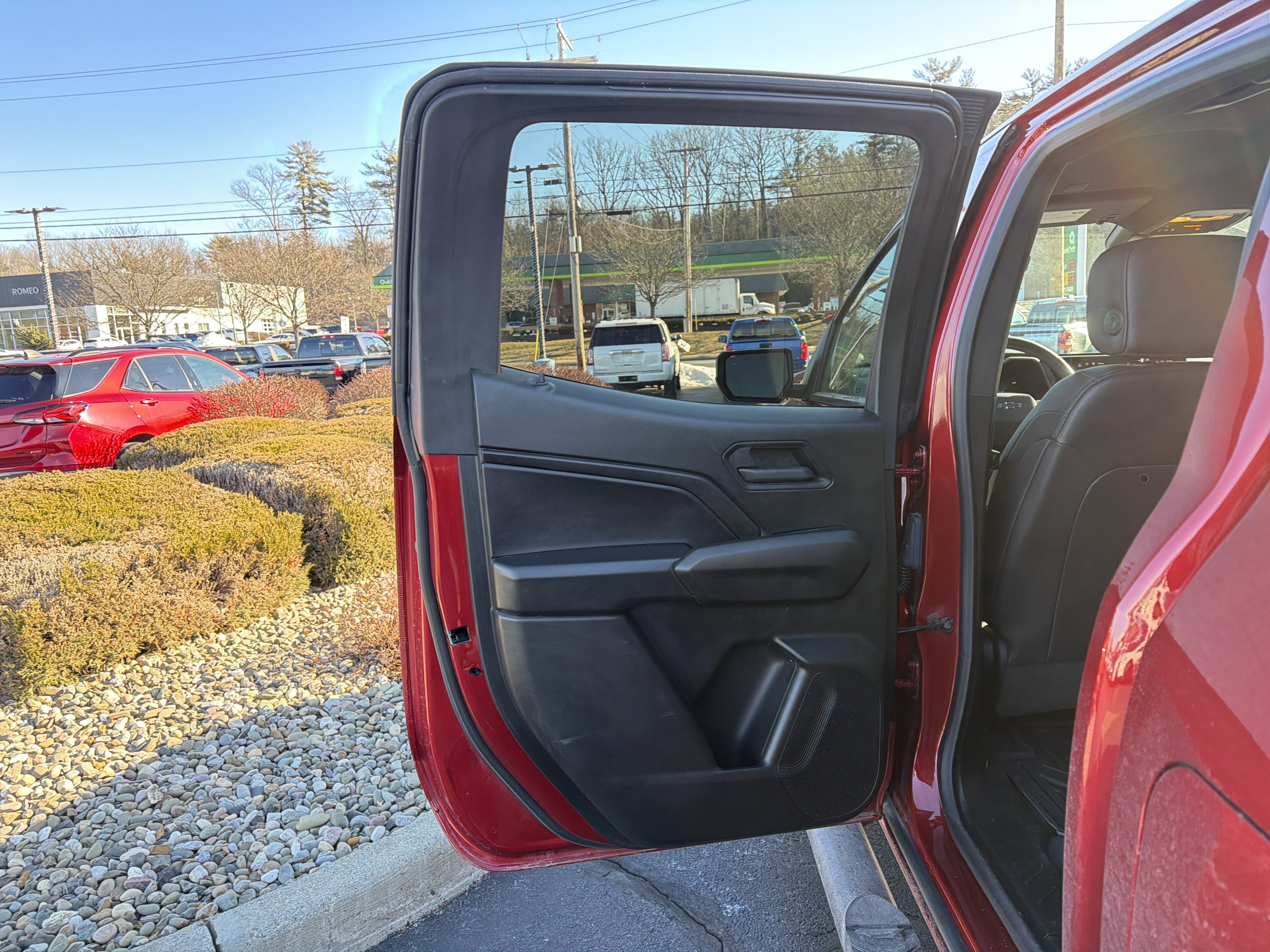 Certified 2024 Chevrolet Colorado Trail Boss w/ Safety Package image 25