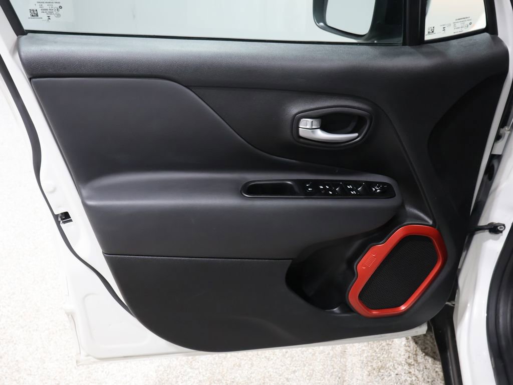 Certified 2023 Jeep Renegade Trailhawk image 14