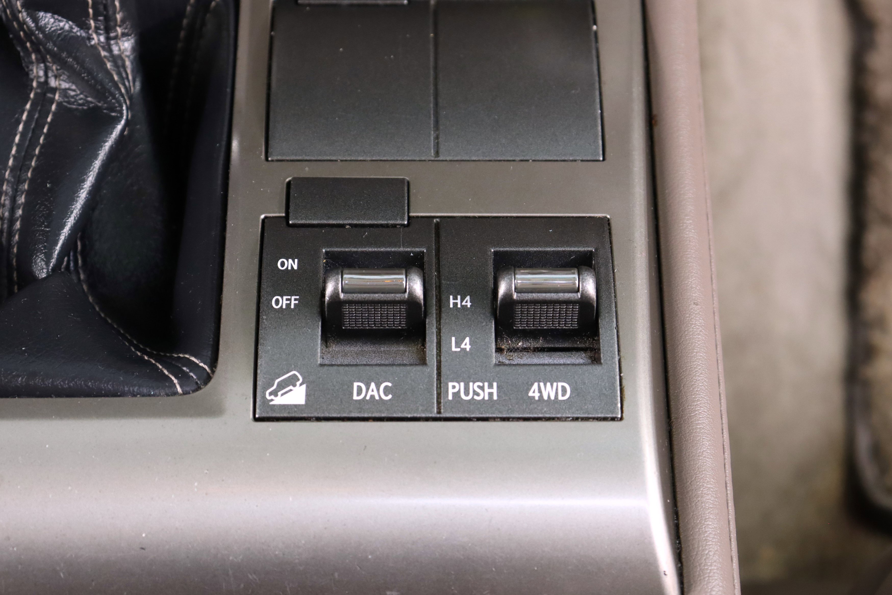 Used 2010 Lexus GX 460 image 59