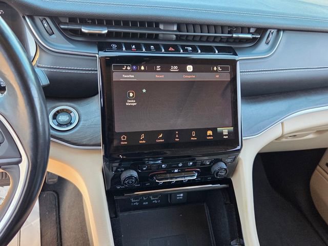 Used 2021 Jeep Grand Cherokee L Limited w/ Luxury Tech Group II image 19