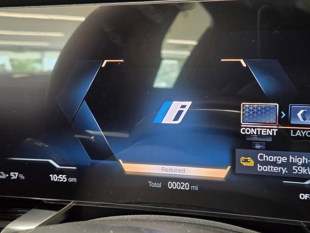 New 2026 BMW i7 xDrive60 w/ Executive Package AWD/4WD image 14
