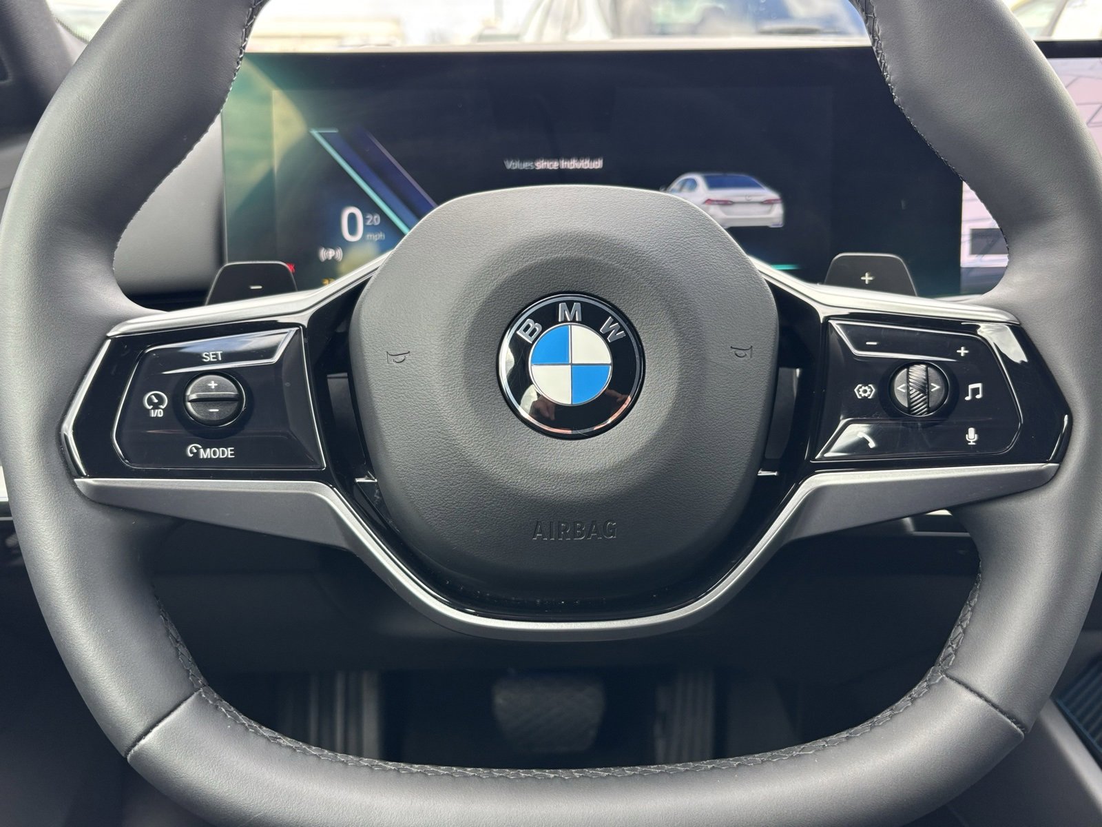 Used 2025 BMW 530i xDrive image 27