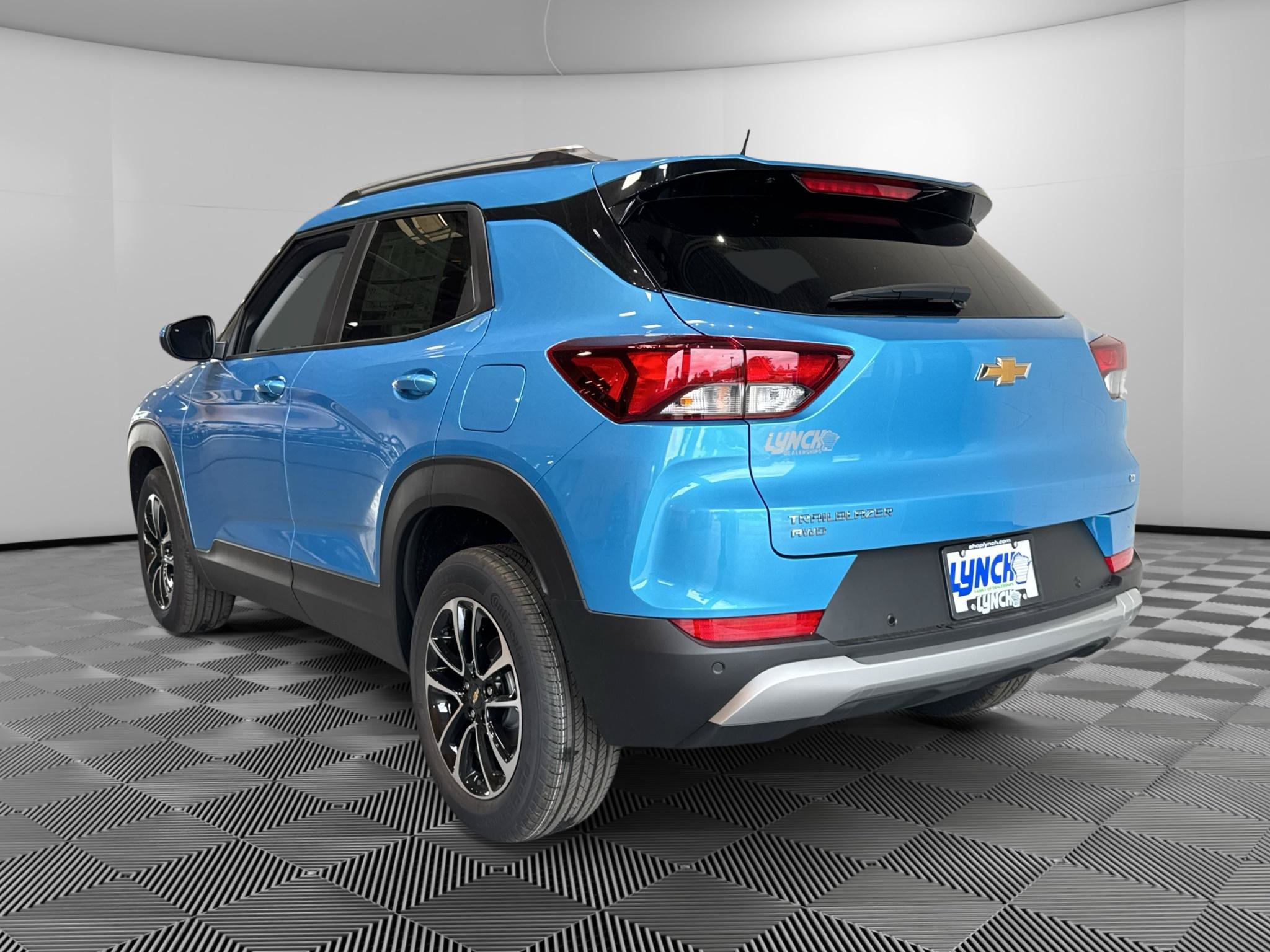 New 2026 Chevrolet TrailBlazer LT w/ Convenience Package AWD/4WD image 3