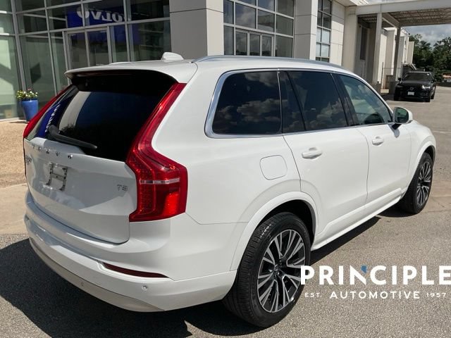 Certified 2022 Volvo XC90 T5 Momentum FWD image 8