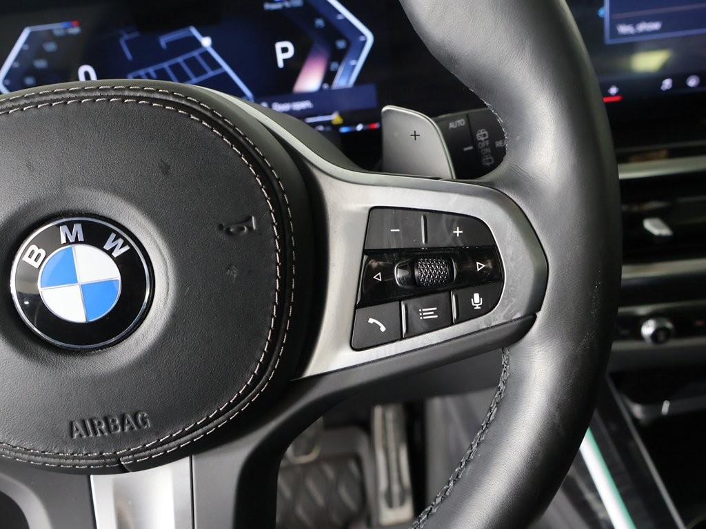Used 2024 BMW X7 xDrive40i w/ M Sport Package AWD/4WD image 44