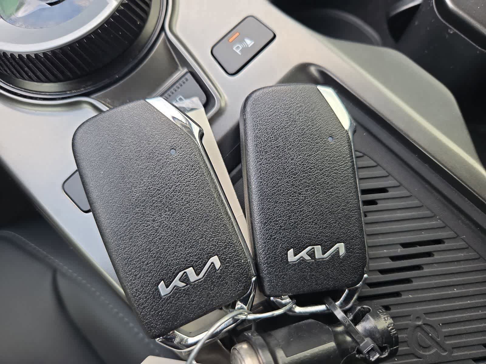 Certified 2024 Kia EV6 Light RWD image 31