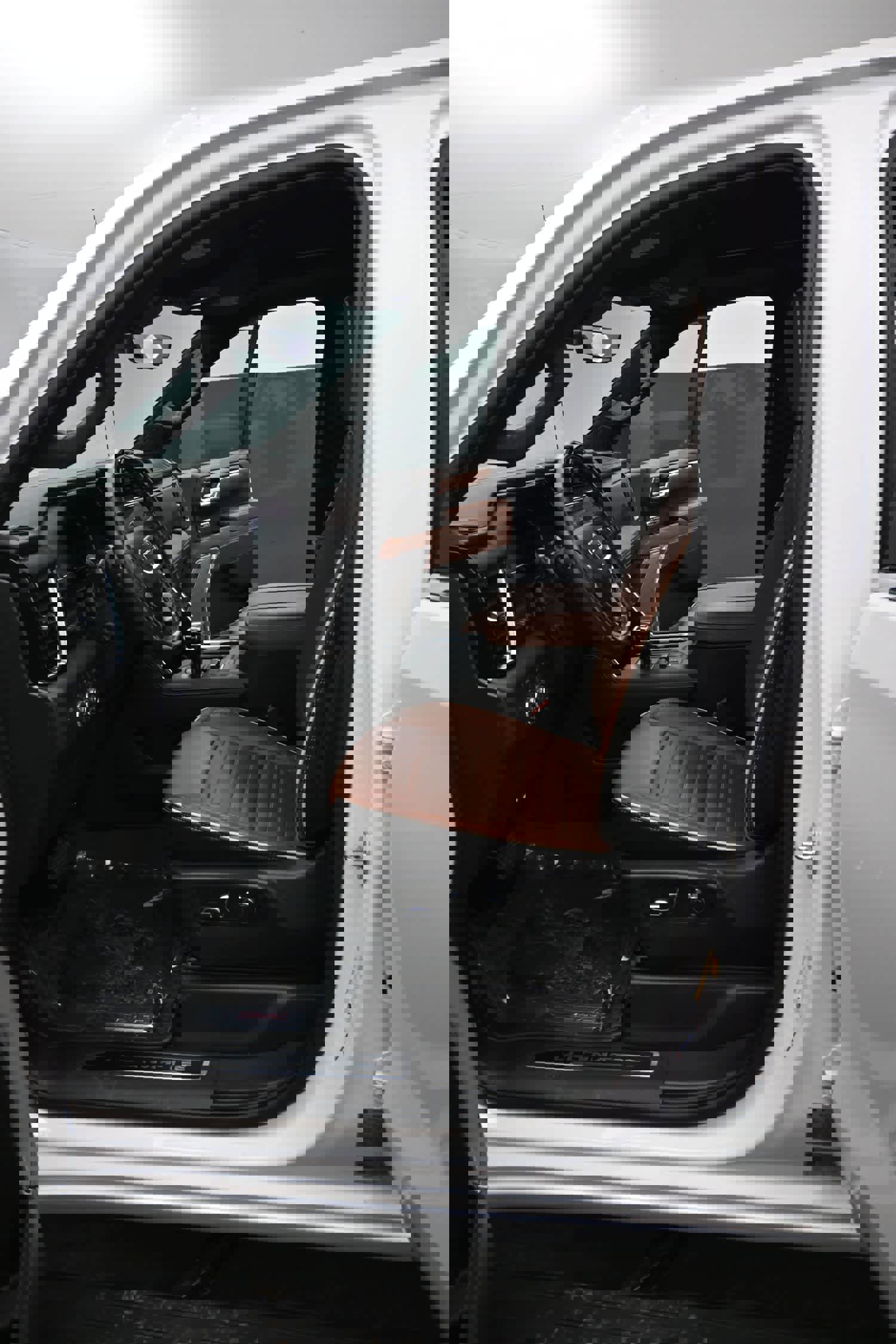 Used 2024 GMC Sierra 1500 Denali Ultimate image 16