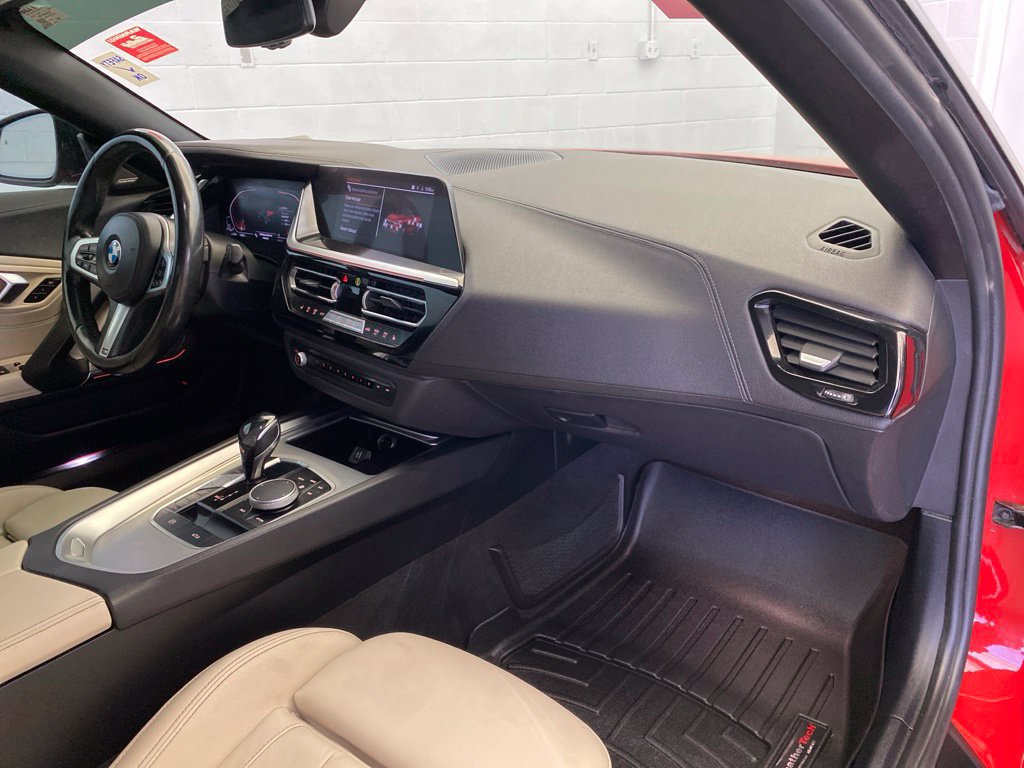 Used 2019 BMW Z4 sDrive30i w/ M Sport Package RWD image 17