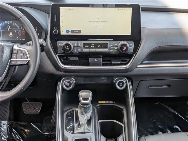 Used 2025 Toyota Grand Highlander FWD image 14