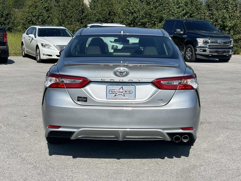 Used 2020 Toyota Camry SE FWD image 6