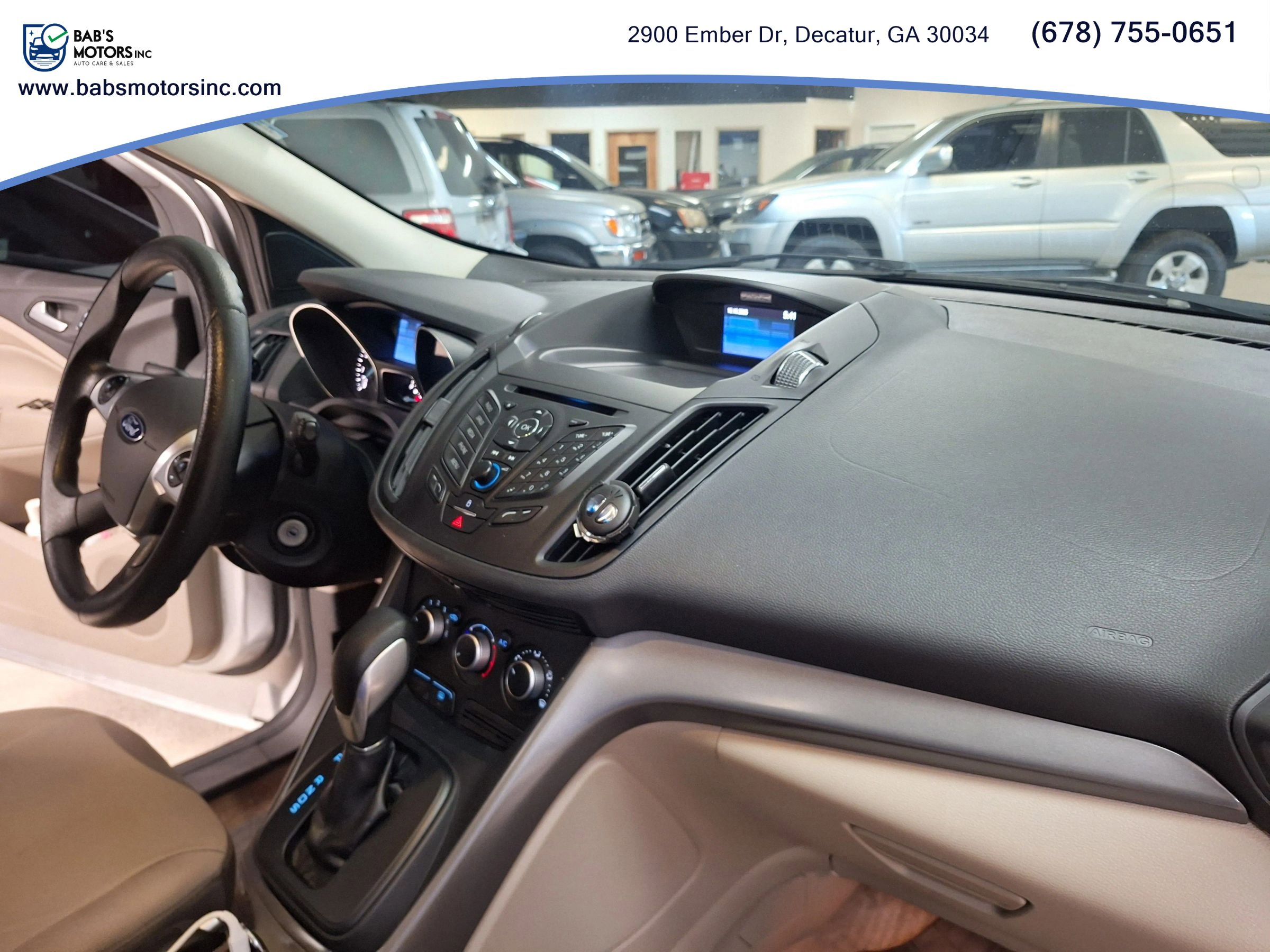 Used 2015 Ford Escape SE FWD image 9