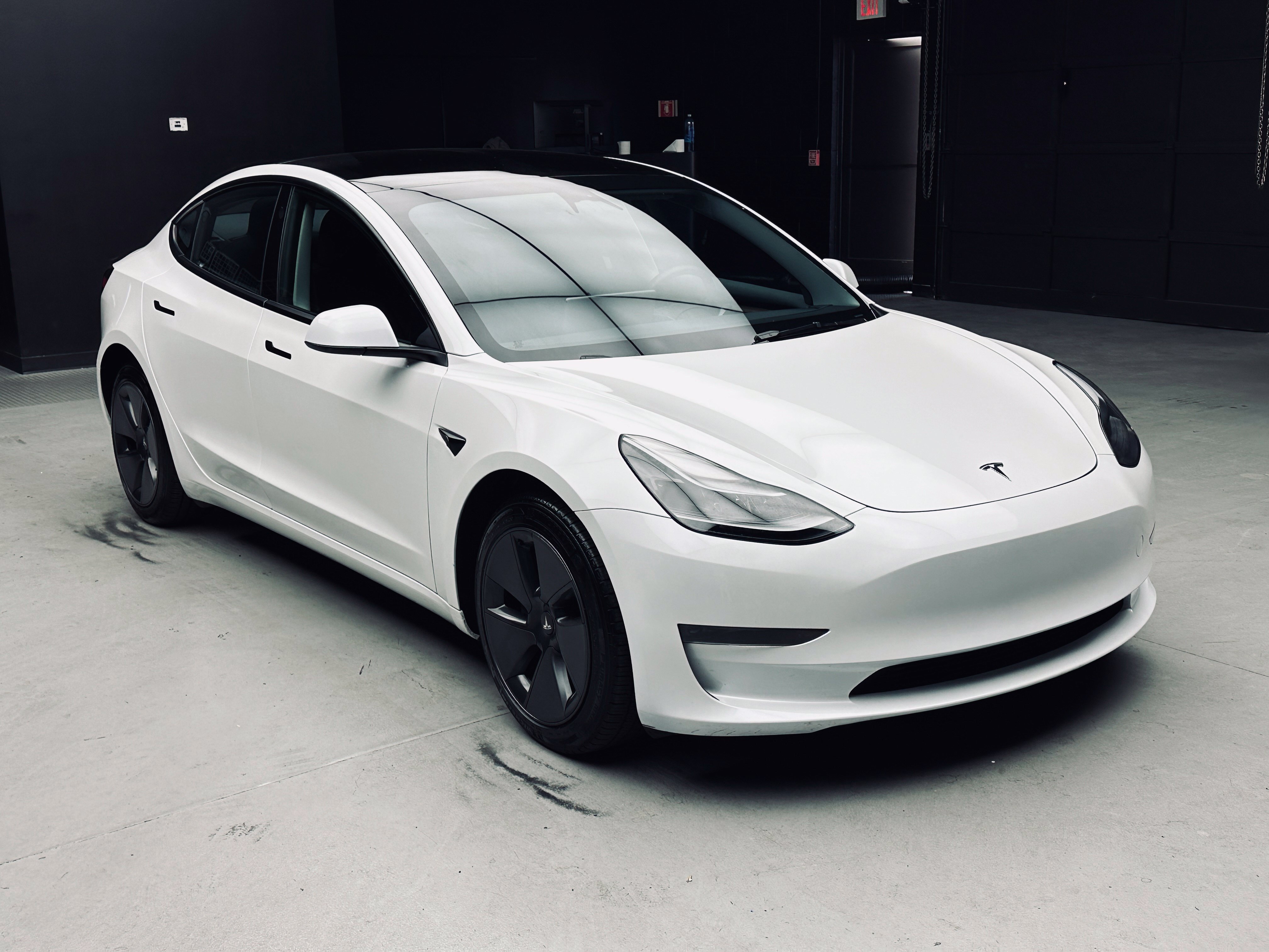 Used 2023 Tesla Model 3 Standard Range RWD image 10