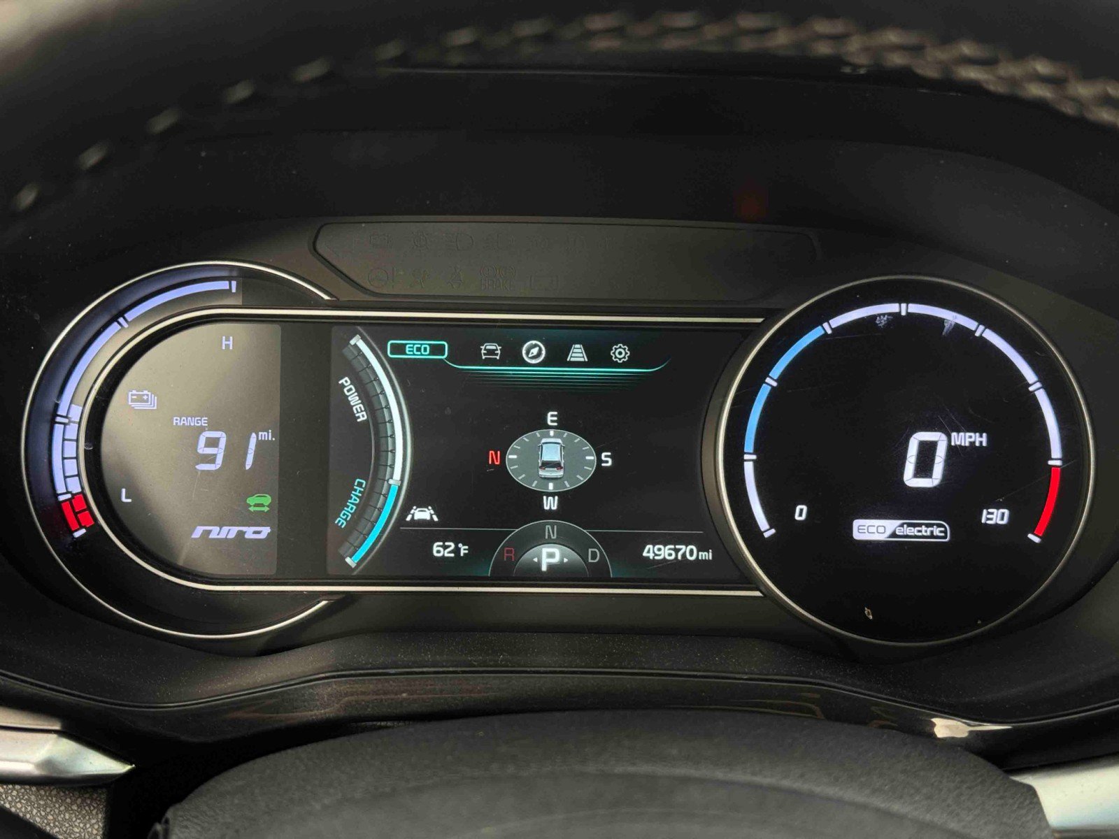 Used 2022 Kia Niro EX image 17