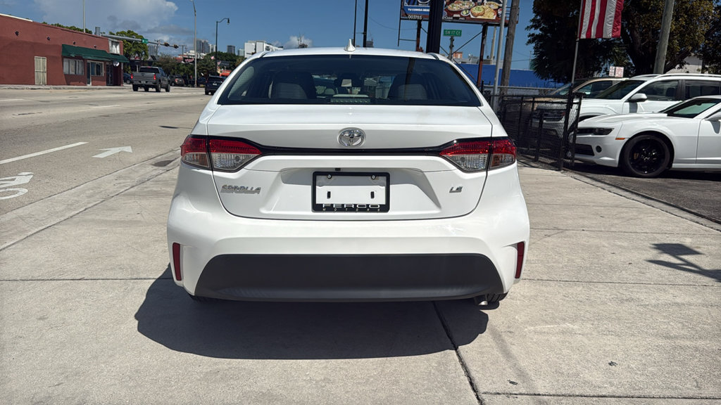 Used 2023 Toyota Corolla LE FWD image 13