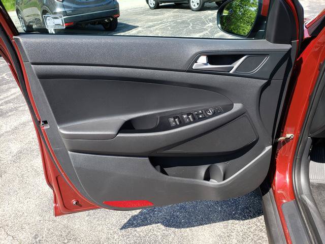 Used 2019 Hyundai Tucson SE AWD/4WD image 12