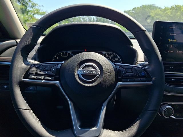 Used 2024 Nissan Altima 2.5 SV w/ SV Premium Package FWD image 20