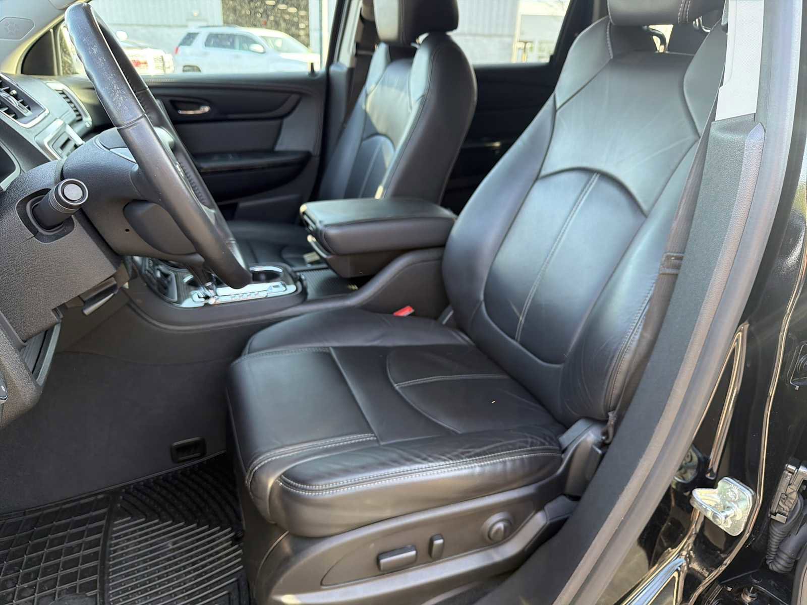 Used 2016 GMC Acadia SLT w/ Open Road Package image 16