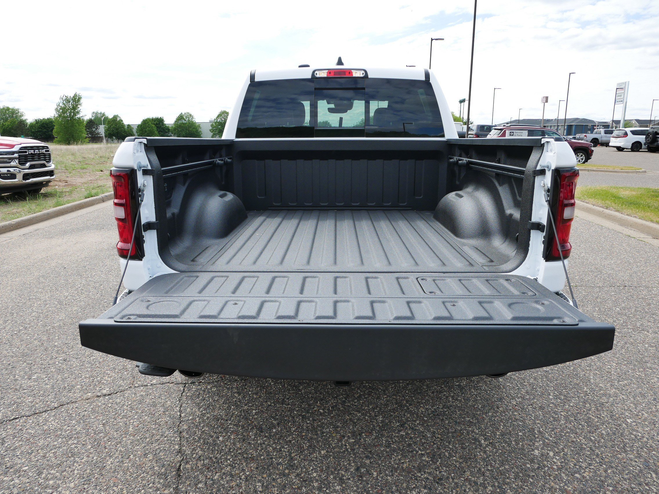New 2026 RAM 1500 Laramie w/ Night Edition AWD/4WD image 6
