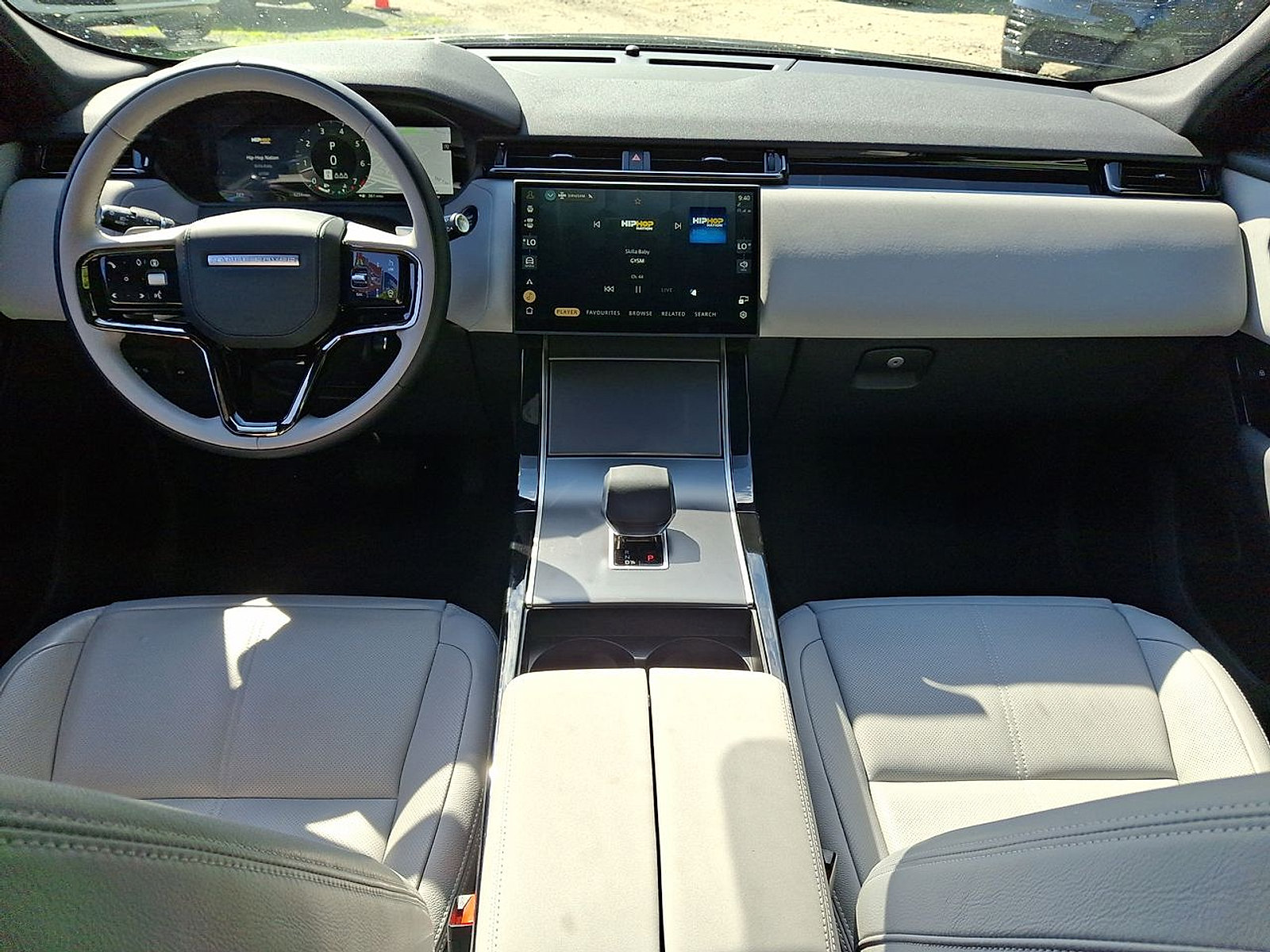 Certified 2026 Land Rover Range Rover Velar S AWD/4WD image 10