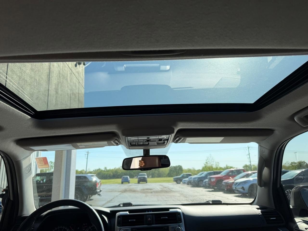 Used 2018 Toyota 4Runner Limited image 10