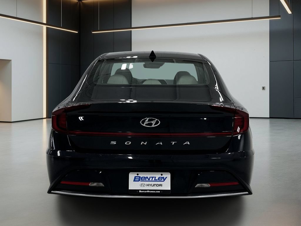 Certified 2023 Hyundai Sonata SE FWD image 6