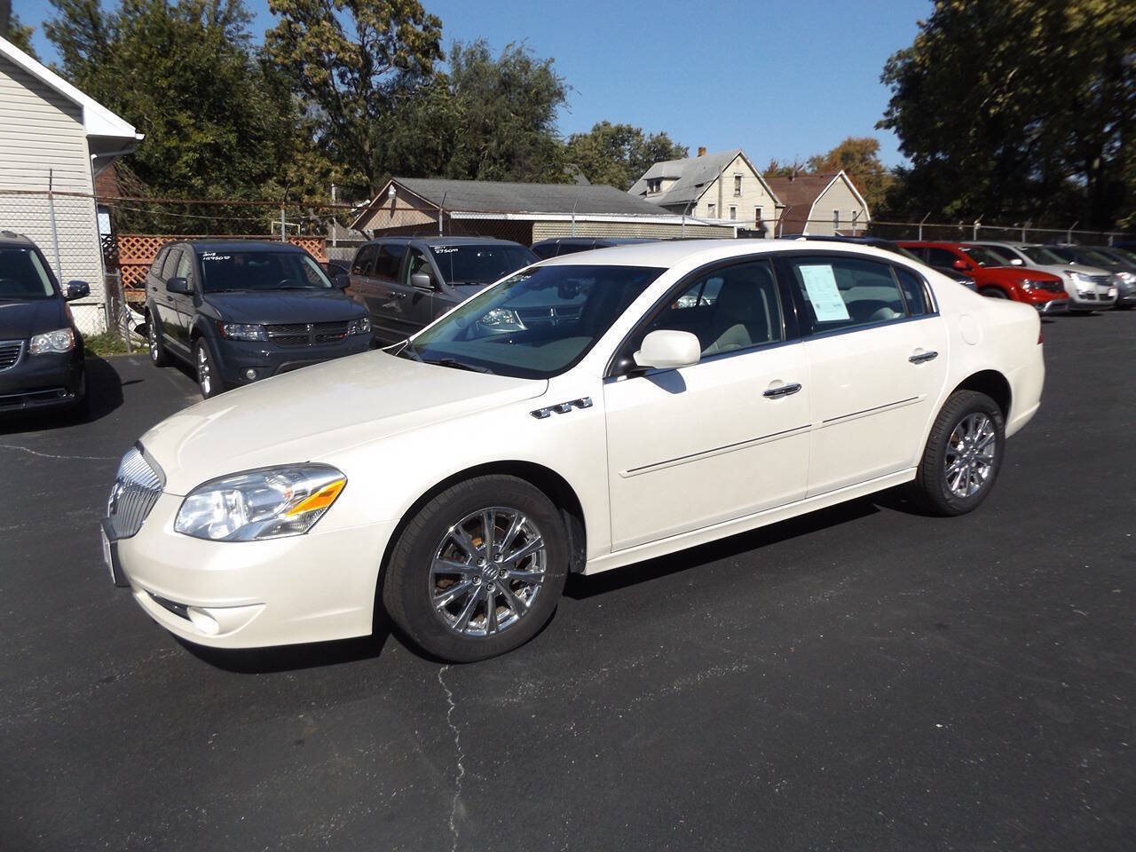 Used 2011 Buick Lucerne CXL FWD image 1