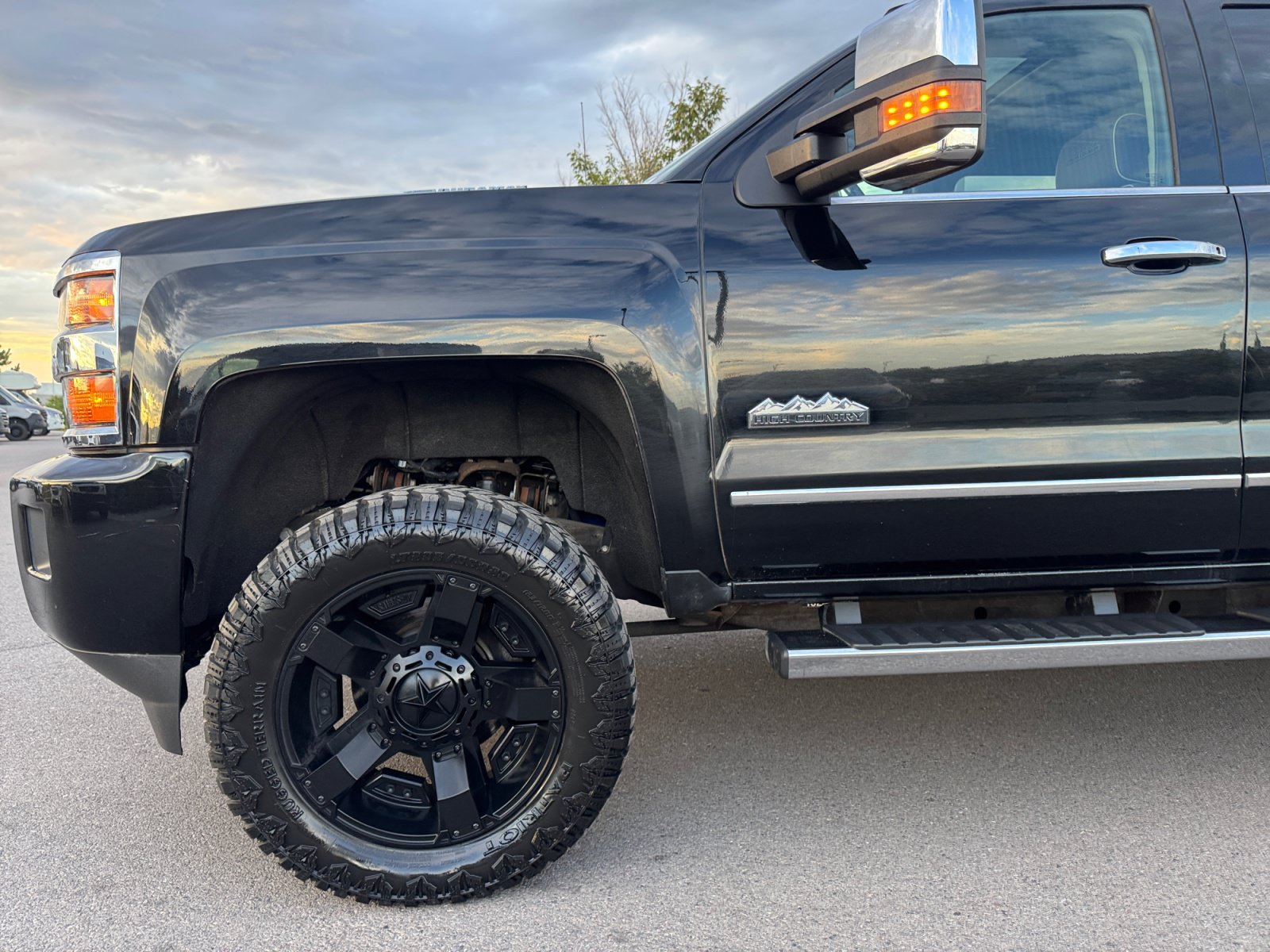 Used 2017 Chevrolet Silverado 3500 High Country w/ Duramax Plus Package AWD/4WD image 10