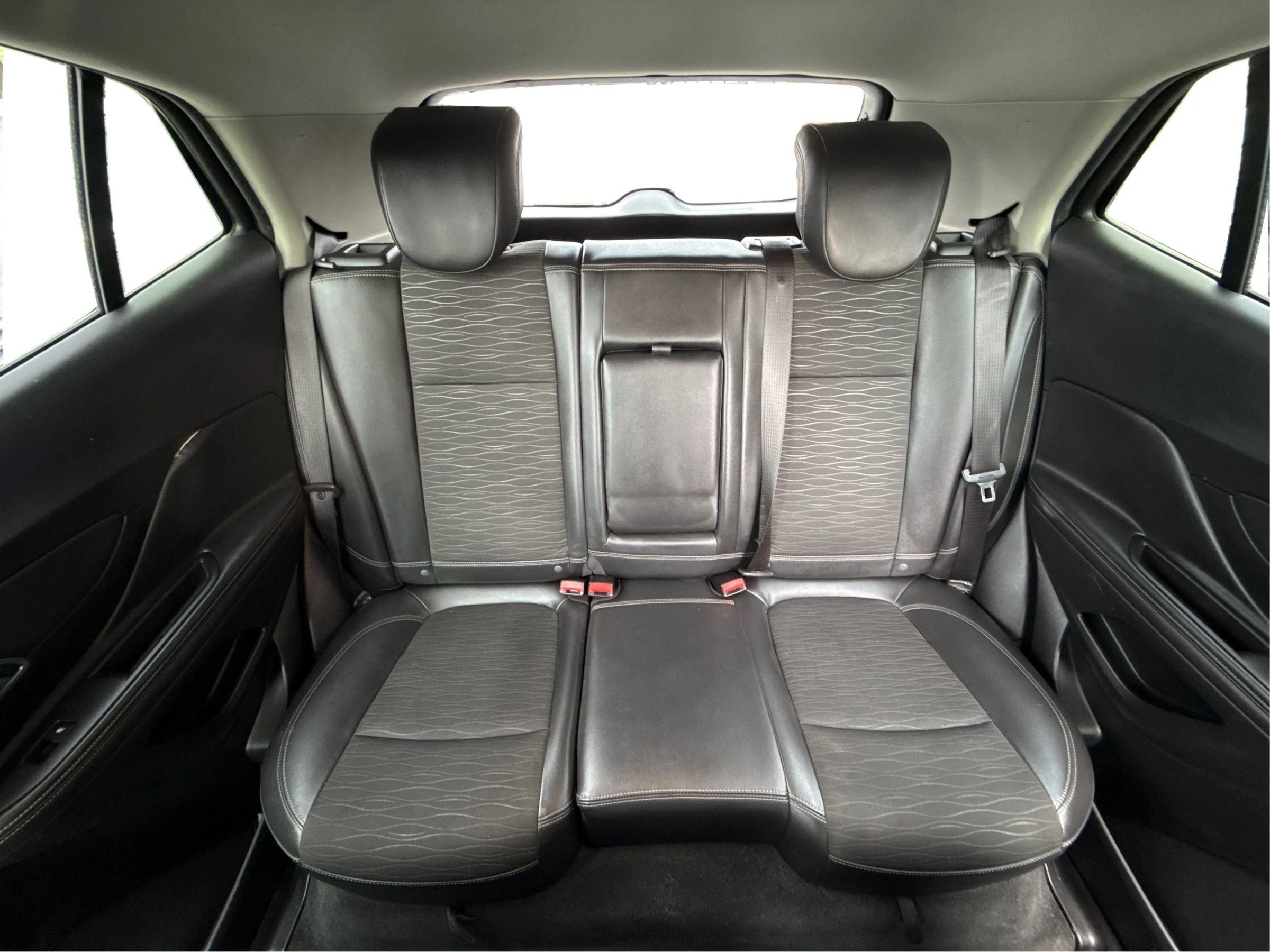 Used 2015 Buick Encore Convenience image 16