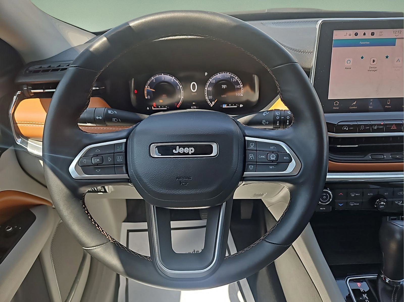 Used 2022 Jeep Compass Limited w/ Elite Group AWD/4WD image 14