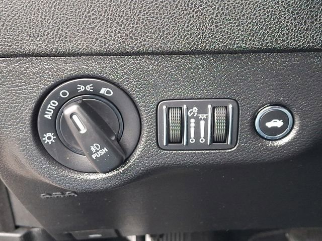 Used 2020 Dodge Charger SXT w/ Blacktop Package AWD/4WD image 24