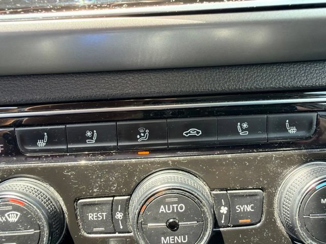 Used 2018 Volkswagen Atlas SEL Premium AWD/4WD image 11