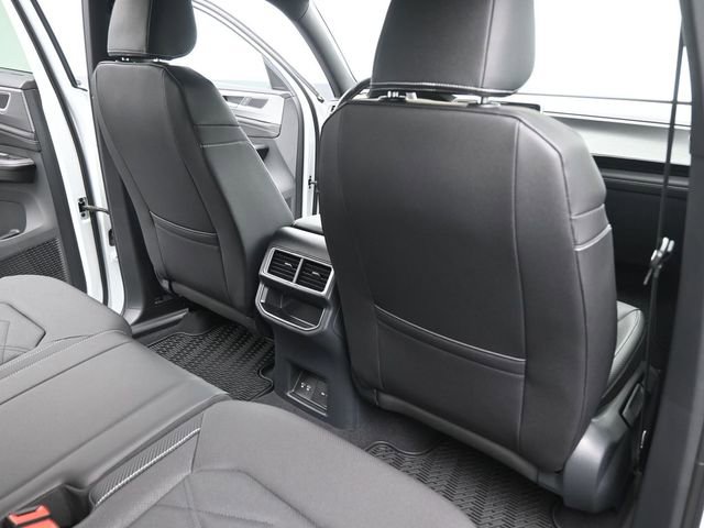 New 2026 Volkswagen Atlas Cross Sport SE image 29