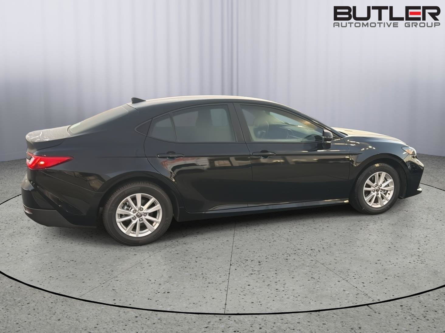 Certified 2025 Toyota Camry LE FWD image 7