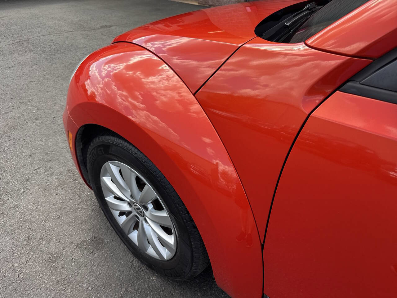 Used 2017 Volkswagen Beetle 1.8T Classic FWD image 27