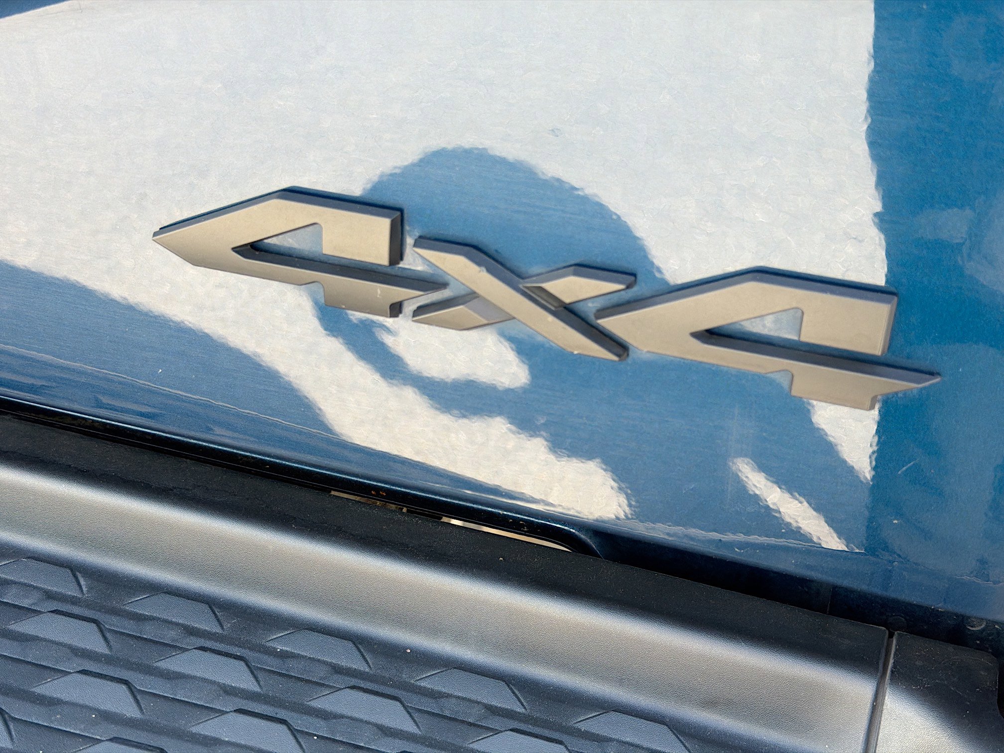 Used 2024 RAM 2500 Laramie w/ Night Edition image 11