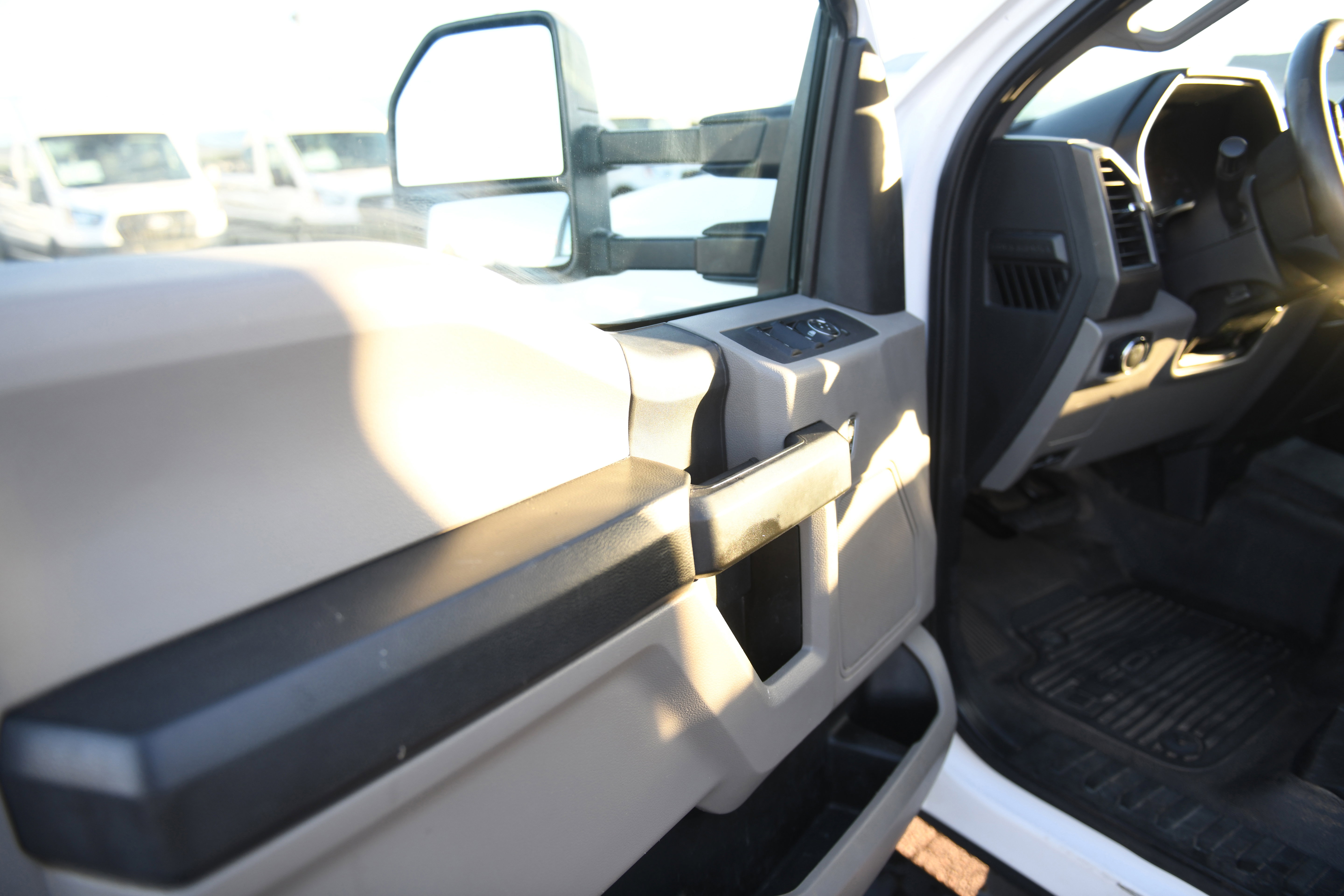 Used 2020 Ford F350 XL w/ Power Equipment Group image 22