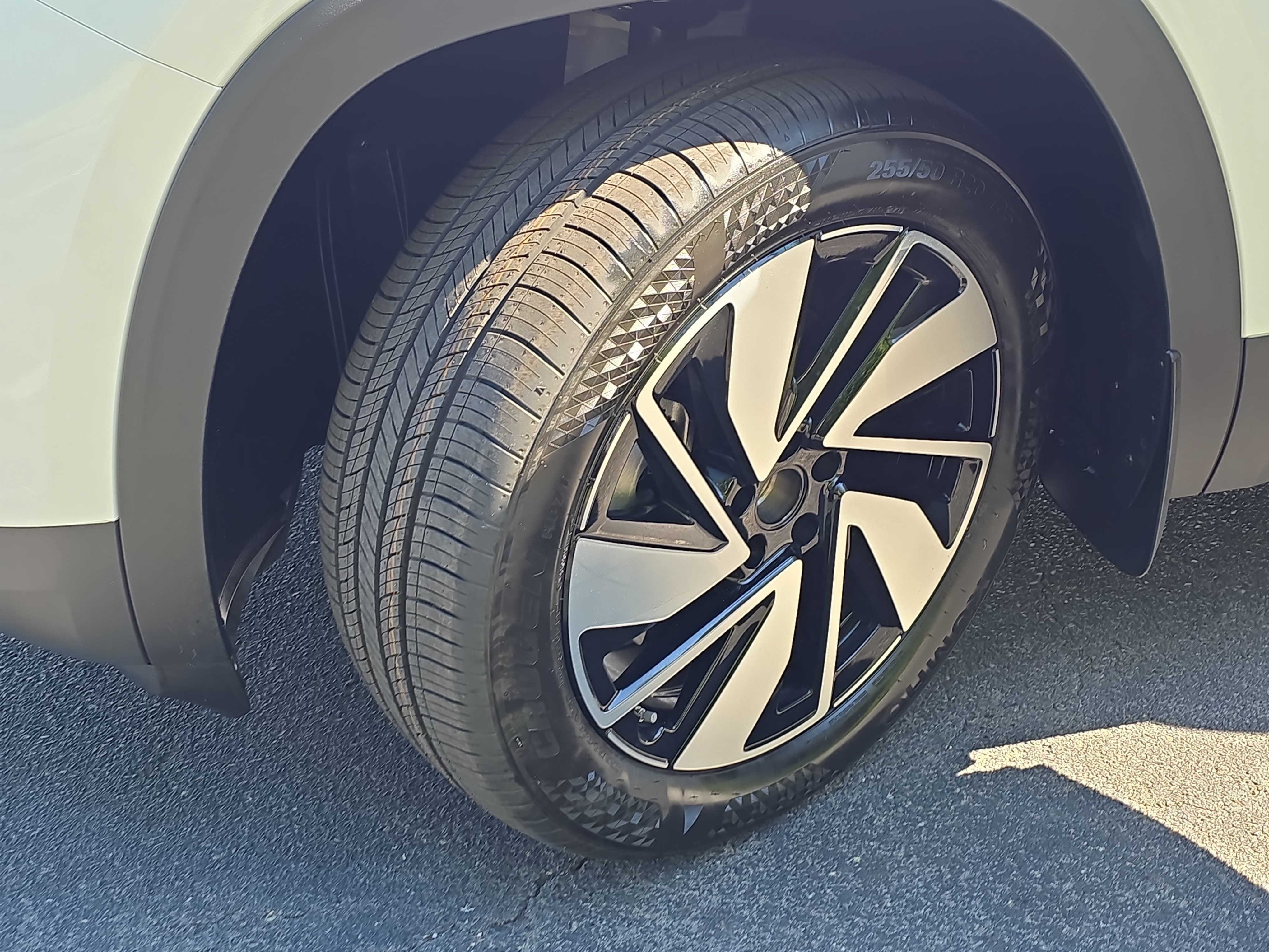 New 2026 Volkswagen Atlas SE FWD image 30