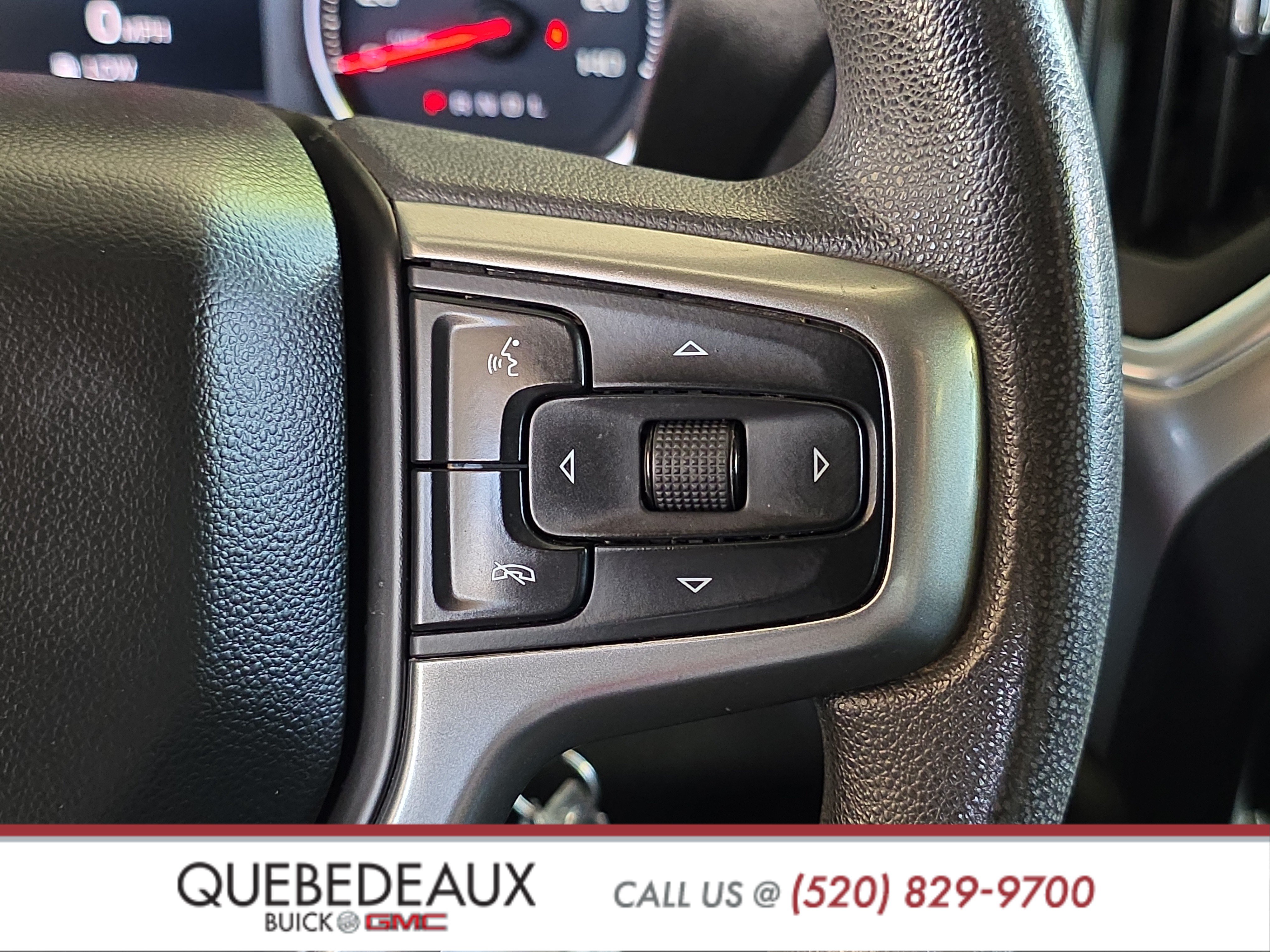 Used 2020 Chevrolet Silverado 2500 LT w/ Advanced Trailering Package AWD/4WD image 13